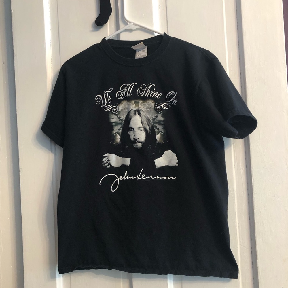 Almost vintage John Lennon Instant Karma shirt size M